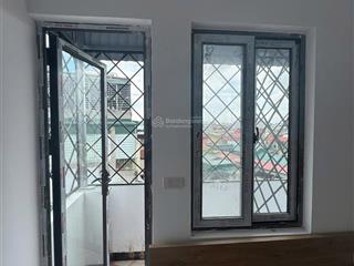 Bán nhà mới 7 tầng thang máy xã đàn, gần hồ ba mẫu. giá 22,5 tỷ.