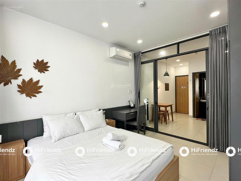 Căn hộ 1pn ban công style hiện đại, chỉ tính điện, thang máy & bảo vệ 24/7, gần cầu lê văn sỹ