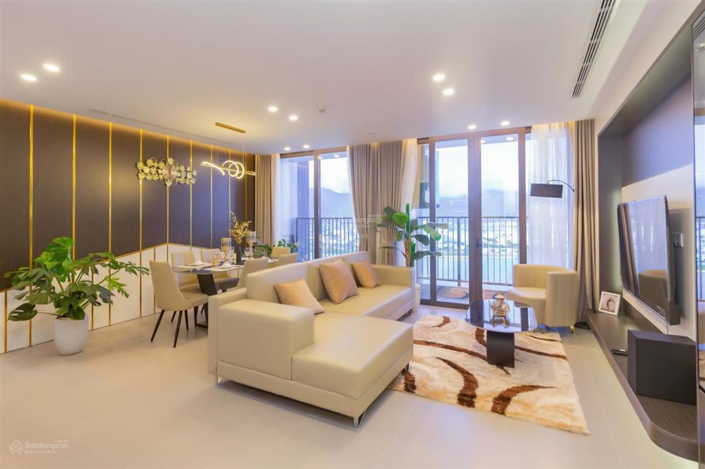Căn góc 2pn tầng 24 view sông hàn  vốn chỉ 2.6 tỷ  nhận nhà ở ngay hoặc cho thuê liền tay
