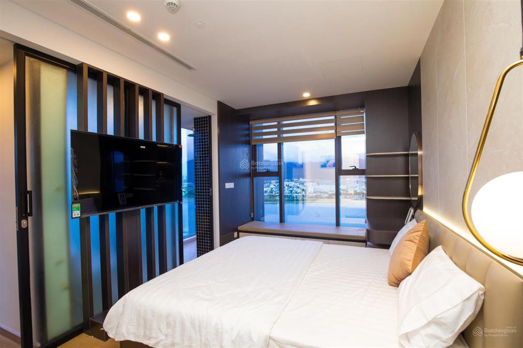 Căn góc 2pn tầng 24 view sông hàn  vốn chỉ 2.6 tỷ  nhận nhà ở ngay hoặc cho thuê liền tay