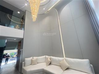 Hàng vip cực đẹp  thang máy  xe hơi ngủ trong nhà  5 tầng  63m2 hoàn công  chỉ 12tỷ5 tl