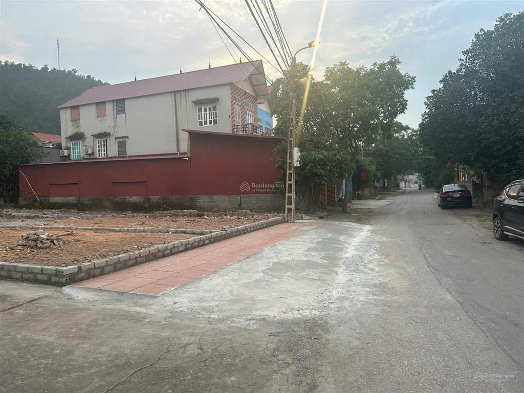 Bán nền mặt trục xã tân liễu, tp bắc giang, tiềm năng vin bắc giang ngay cạnh, giá chỉ hơn 900tr