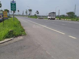 Mặt đường gom ngay nút giao kcn yên bình  sam sung thái nguyên chỉ 30tr/m2 kinh doanh siêu tốt