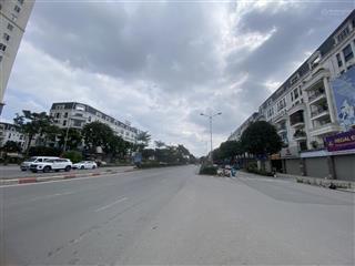 Giảm 3 tỷ bán nhà liền kề mặt phố văn khê, tt20 khu đô thị văn phú, đường rộng 60m