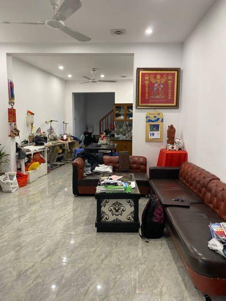 Bán nhà Đông Ngạc 35m dân xây – Full nội thất – View sông Hồng cực thoáng – Chỉ 5.5 tỷ