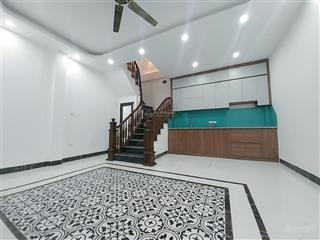 Bán gấp nhà biên giang, hà đông, 34 m xây mới tinh, 3 ngủ, ô tô đỗ cổng, gần quốc lộ 6, 2.95 tỷ