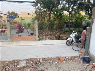 Cần bán 177m2 ( 4 x 44 ) , sổ riêng, đường vĩnh phú 19 giáp tp. hcm, cách ql 13 200m