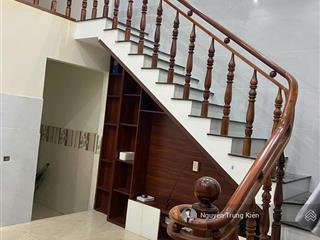 Nhà lầu 110m2 (5x22m)  thổ cư 80m2, sổ riêng, đường ôtô 6m  tặng hết nội thất, cho thuê 7tr/th