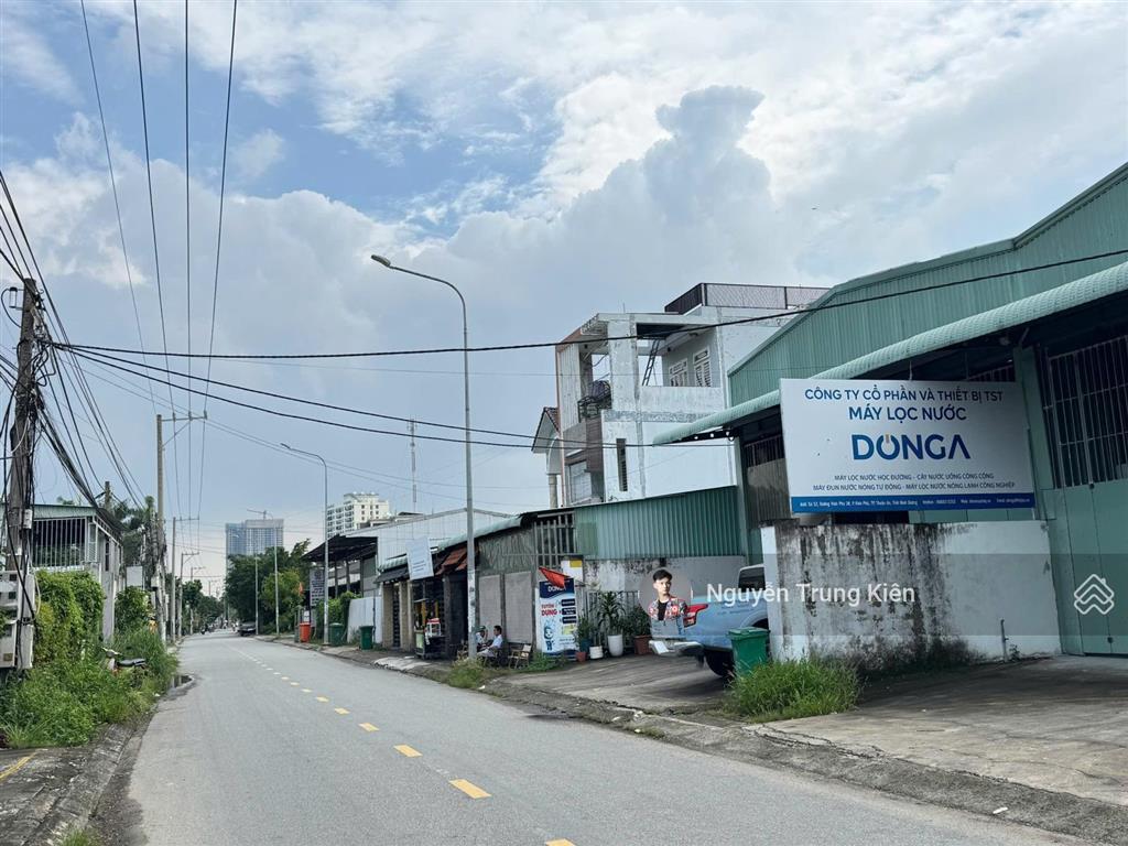 Mặt tiền vĩnh phú 38  481m2  150m2 thổ cư, sổ riêng  giáp tp. hcm , cách ql 13 200m  giá tốt