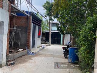 Cần bán 45m2 ( 6.5 x 7.2 ) thổ cư 40m2, sổ riêng, vuông vức giáp ql 13, ngay cổng chào bình dương