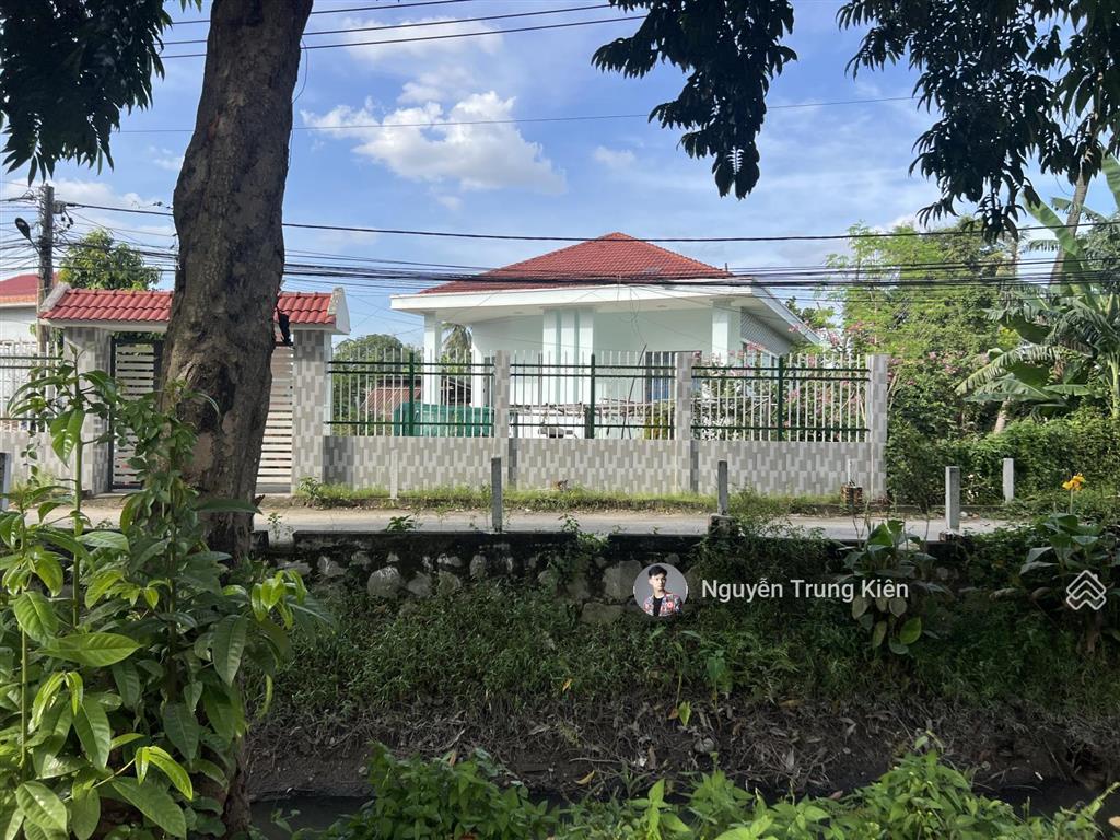 Chủ gửi 750m2 ( 16.5m x 50m ), thổ cư nhiều, sổ riêng , giá kín, 1 vốn 4 lời, rẻ hơn tt 40%