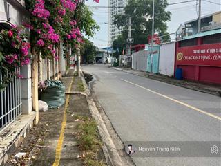 Mặt tiền vĩnh phú 38  1100m2 ( 24 x 50 )  thổ cư 620m2 , sổ hồng riêng, vuông vức, giáp sg