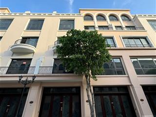 Cần bán căn liền kề hải âu diện tích 56m2. do gia đình chuyển vào sài gòn sinh sống