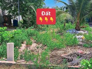 Đất ngộp 5đất ngộp 5m x 25m thổ cư đường thông 4,5m shr 550triệu ra ql22 đúng 800m nhà dân đông kín