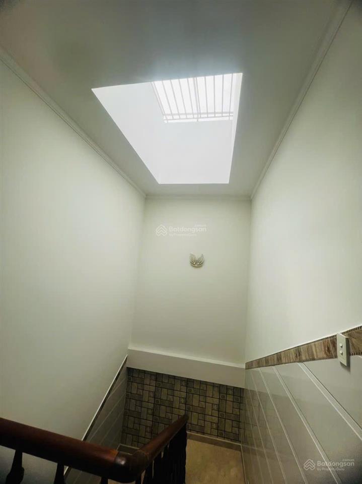 Bán nhà mặt tiền đường trần thị điệu khu kinh doanh sầm uất bậc nhất quận 9.