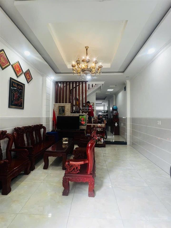 Bán nhà mặt tiền đường trần thị điệu khu kinh doanh sầm uất bậc nhất quận 9.