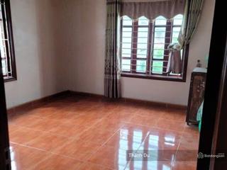 Bán nhà gia quất , bồ đề 40m2 4t mt 4,6m nhà đẹp , dân xây , ô tô qua ngõ, kinh doanh giá 6,8