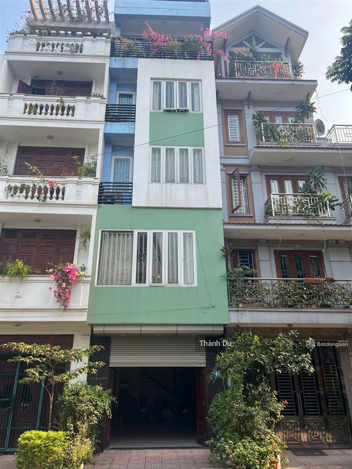 Cho thuê nhà nguyên căn 5 tầng cổ linh thạch bàn gần aeon mall  45m2 4 ngủ 13 tr/thg