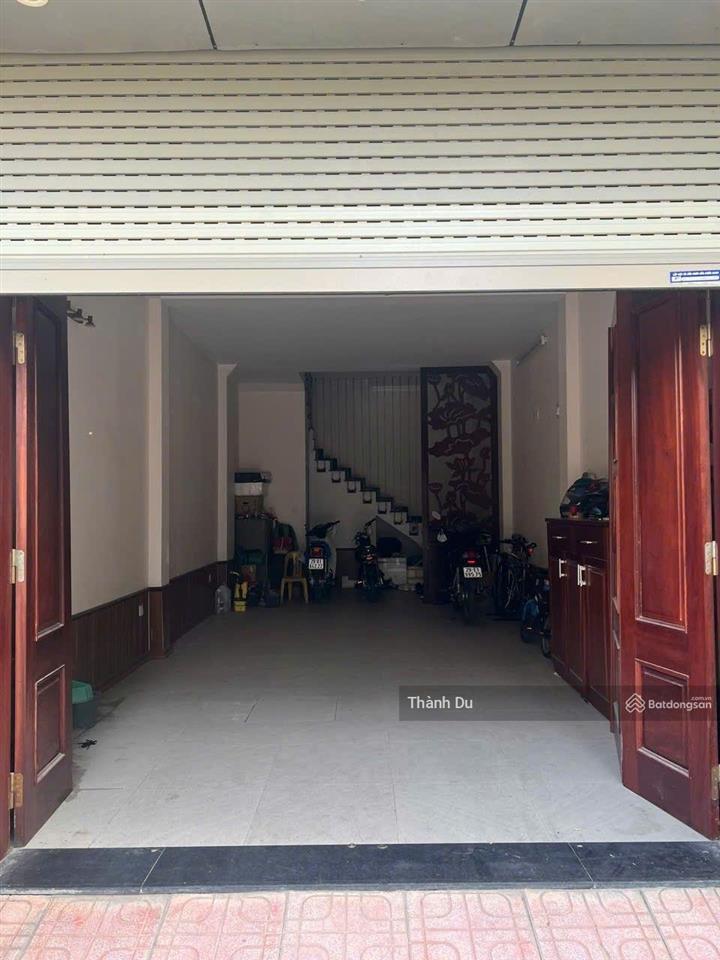 Cho thuê nhà nguyên căn 5 tầng cổ linh thạch bàn gần aeon mall  45m2 4 ngủ 13 tr/thg