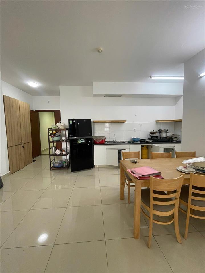 Siêu phẩm siêu to 96m2 3 phòng ngủ, nhà sạch sẽ, tầng trung view thoáng 3tỷ850