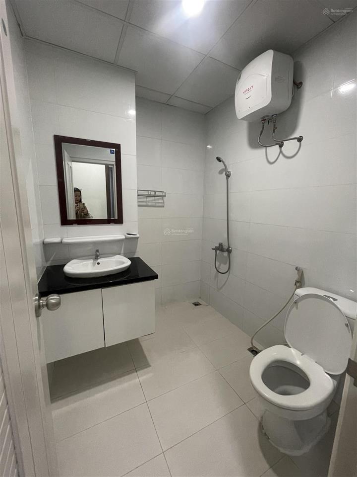 Chính chủ bán căn hộ 2 phòng ngủ, 2wc topaz elite q8 3tỷ420