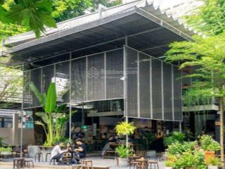 Ngộp bank, bán nhà ngay mt d2  nguyễn gia trí, dt 9 x 20m cn 180m2, hđt 80tr/ tháng  giá 28 tỷ tl