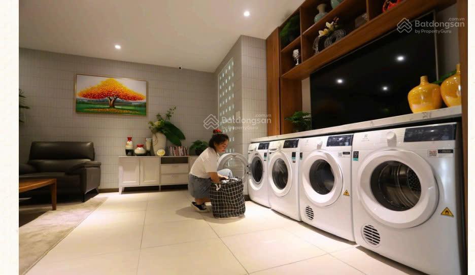 Hđt 1 tỷ/tháng  tòa ks 5 sao ngay sân bay, tân bình  dt 12 x 40, 3600m2 sàn , hầm 8t  giá 169 tỷ