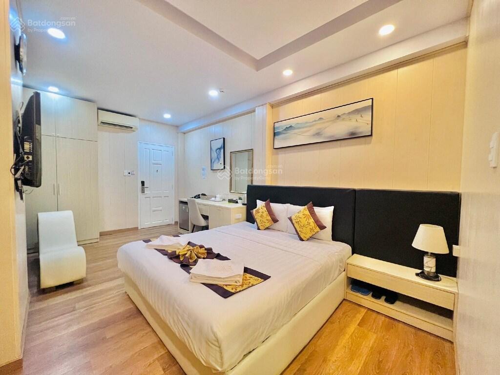 Hđt 500tr  siêu phẩm chdv ngay nguyễn thị thập, q7  dt 11m x 30m, cn 330m2, h + 7tầng  giá 79 tỷ