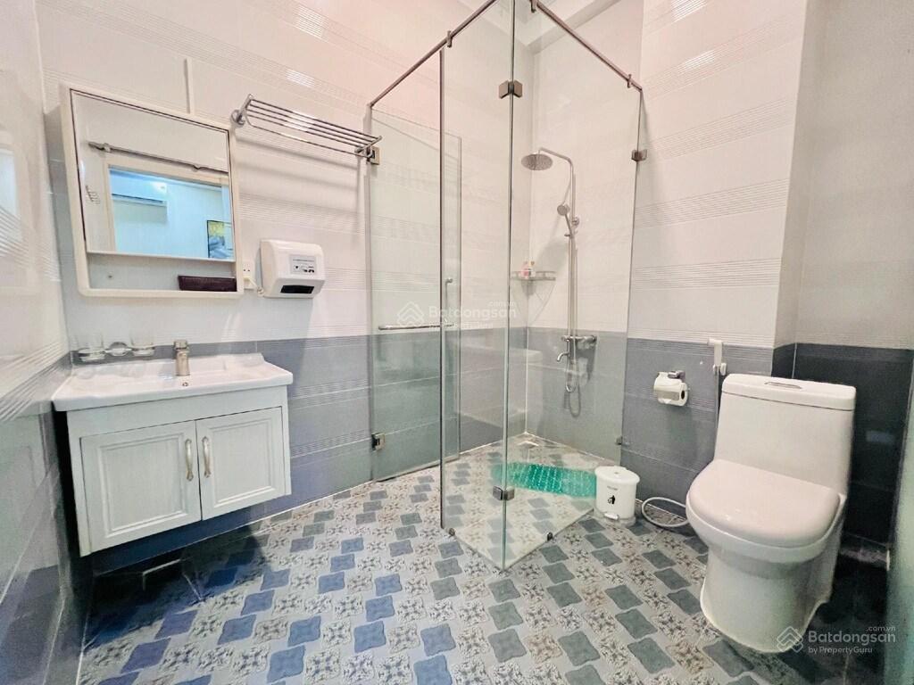 Hđt 500tr  siêu phẩm chdv ngay nguyễn thị thập, q7  dt 11m x 30m, cn 330m2, h + 7tầng  giá 79 tỷ