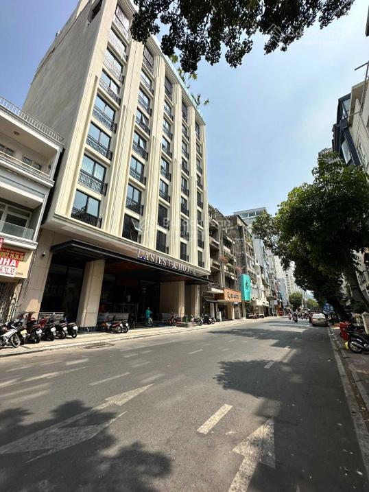 Vip nhất trung tâm phú nhuận, hđt 450tr, bán gấp tòa chdv dt 17 x 39m, cn 630m2, h + 7tầng  115 tỷ