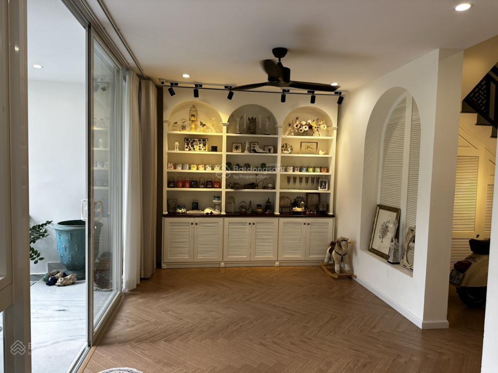 Ngộp bank, bán nhà biệt thự siêu sang 86 hoa mai, dt 8 x 18m cn 150m2, hầm + 3 lầu  giá 55 tỷ