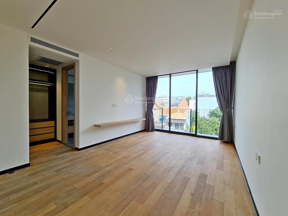 Ngộp bank, bán nhà biệt thự siêu sang 86 hoa mai, dt 8 x 18m cn 150m2, hầm + 3 lầu  giá 55 tỷ