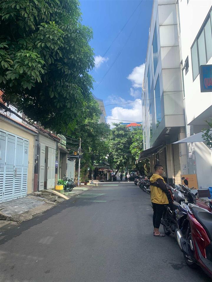 Bán nhà rẻ nhất bình thạnh, vị trí 2mt vip nhất đường d2, dt 8,5m x 20m 170m2  hđt 95tr  39 tỷ tl