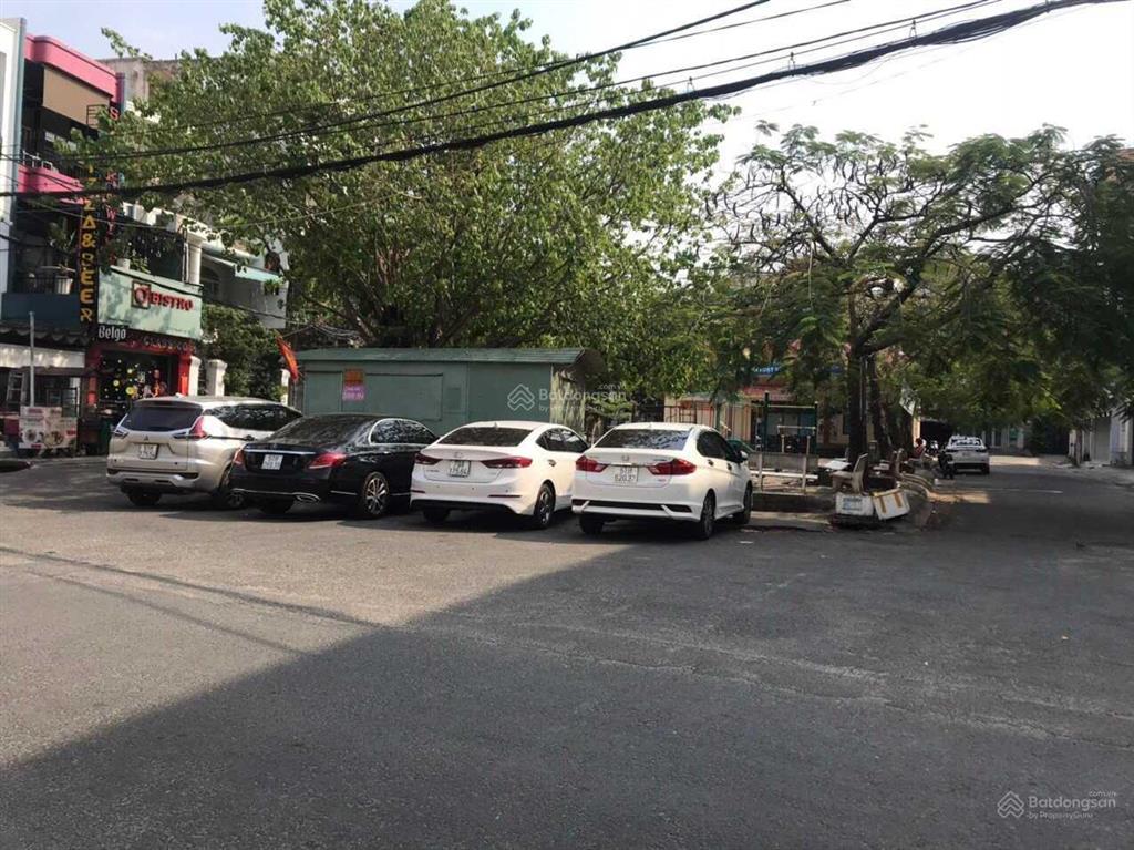 Bán nhà rẻ nhất bình thạnh, vị trí 2mt vip nhất đường d2, dt 8,5m x 20m 170m2  hđt 95tr  39 tỷ tl