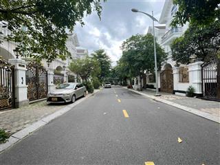Chủ cần bán cityland garden hills  emart, phường 5. dt 9x20m
