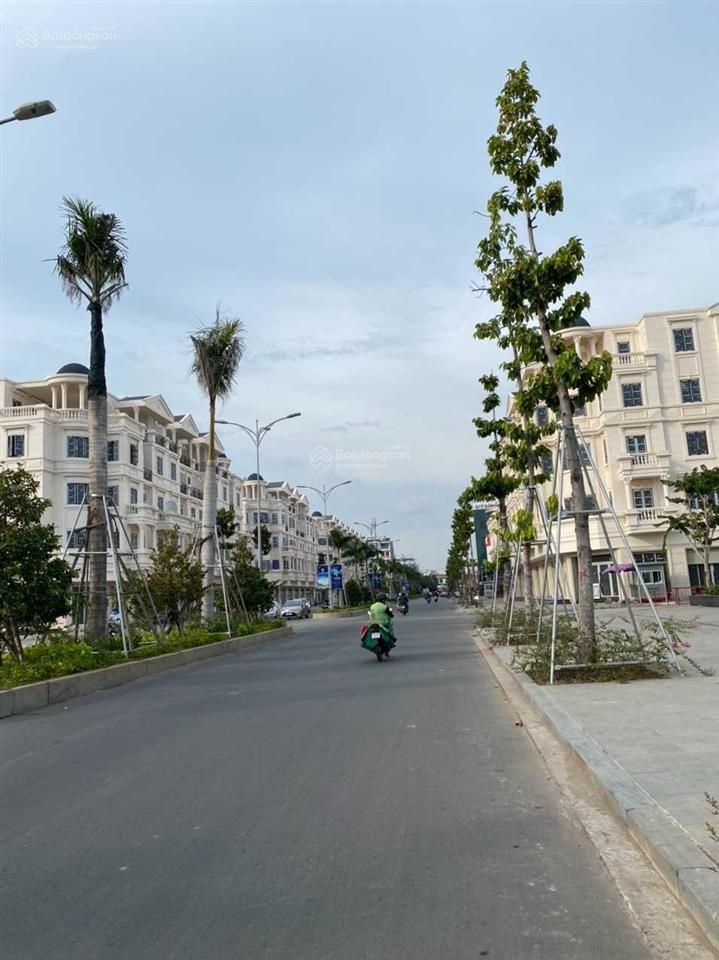 Nhà bán nguyễn văn lượng cityland park hills, có thang máy