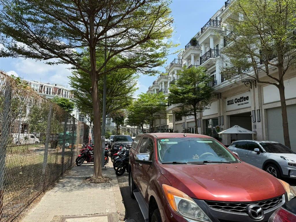 Bán nhà gần mặt tiền trần thị nghỉ cityland center hills, nhà vị trí đẹp