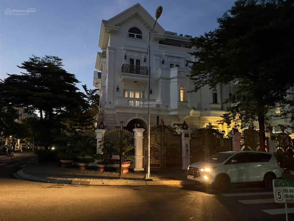 Cần bán căn nhà góc 2 mặt khu cityland garden emart, phường 5, gò vấp dt 8 x 20m