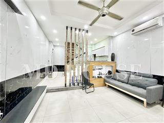 Nhà nguyên căn, 2pn 2wc, bancol, full đồ, sạch đẹp, ở ngay