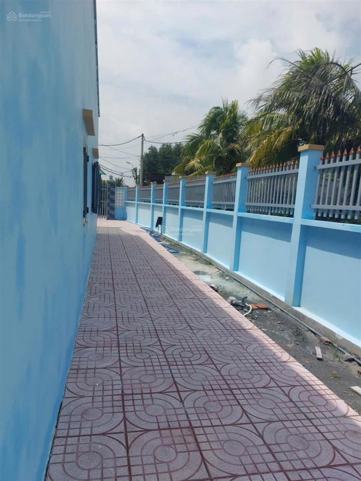 Nhà vườn cấp 4 có sẵn thổ cư, xã tân thông hội, củ chi, 250m2, shr, 2 tỷ 45