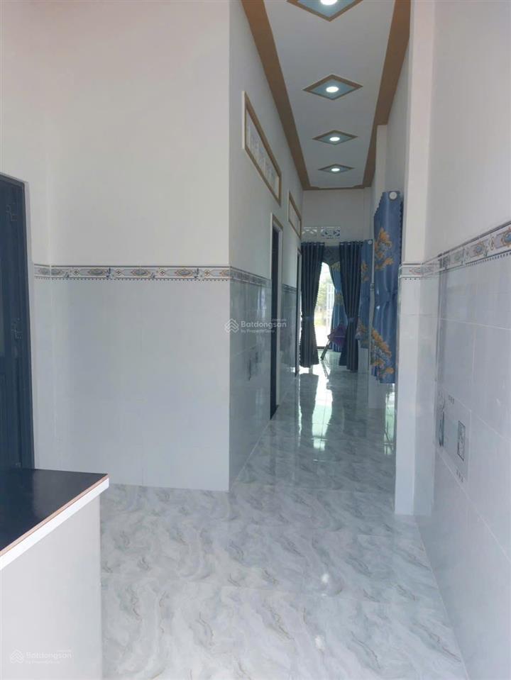 Nhà vườn cấp 4 có sẵn thổ cư, xã tân thông hội, củ chi, 250m2, shr, 2 tỷ 45