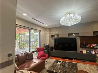 Bán biệt thự cao cấp phú mỹ hưng,7 x 18 m,4 pn , nội thất cao cấp, nguyễn lương bằng, quận 7.