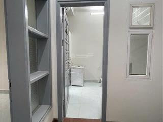 Studio mới, bếp wc riêng biệt, đủ đồ, máy giặt và chỗ phơi tại phòng, ban công siêu thoáng mát