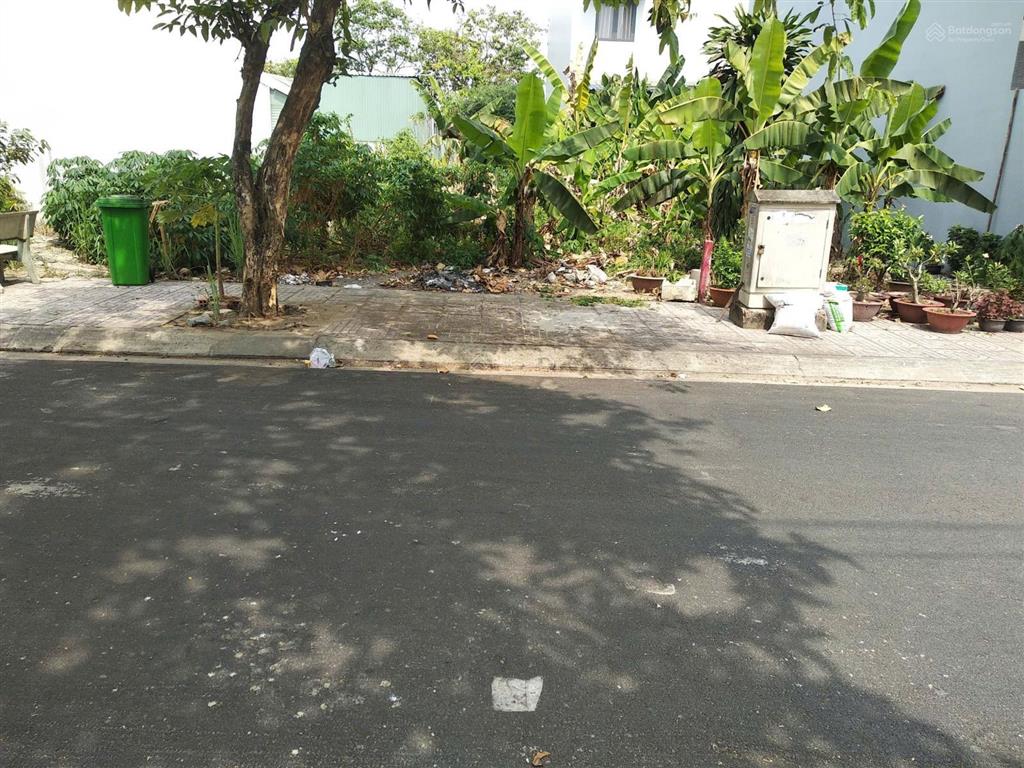 Chú hai. bán đất đường nguyễn hữu trí  bình chánh 90m2 gần bệnh viện nhi đồng 3 hồ chí minh