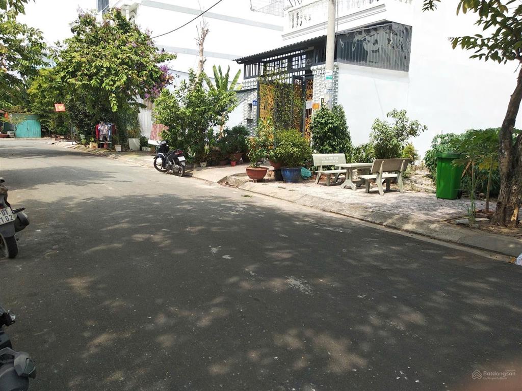 Chú hai. bán đất đường nguyễn hữu trí  bình chánh 90m2 gần bệnh viện nhi đồng 3 hồ chí minh