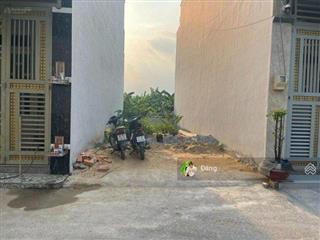 Bán đất sổ riêng đường an phú tây hưng long  bình chánh 925tr/ 101m2 ngay chợ hưng long. giá thật