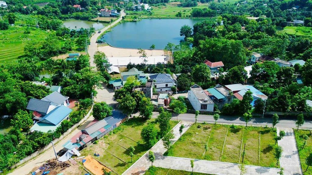 Chính chủ bán lô góc trục chính xã phú mãn 107m2 kinh doanh được ngay view hồ giá tốt nhất