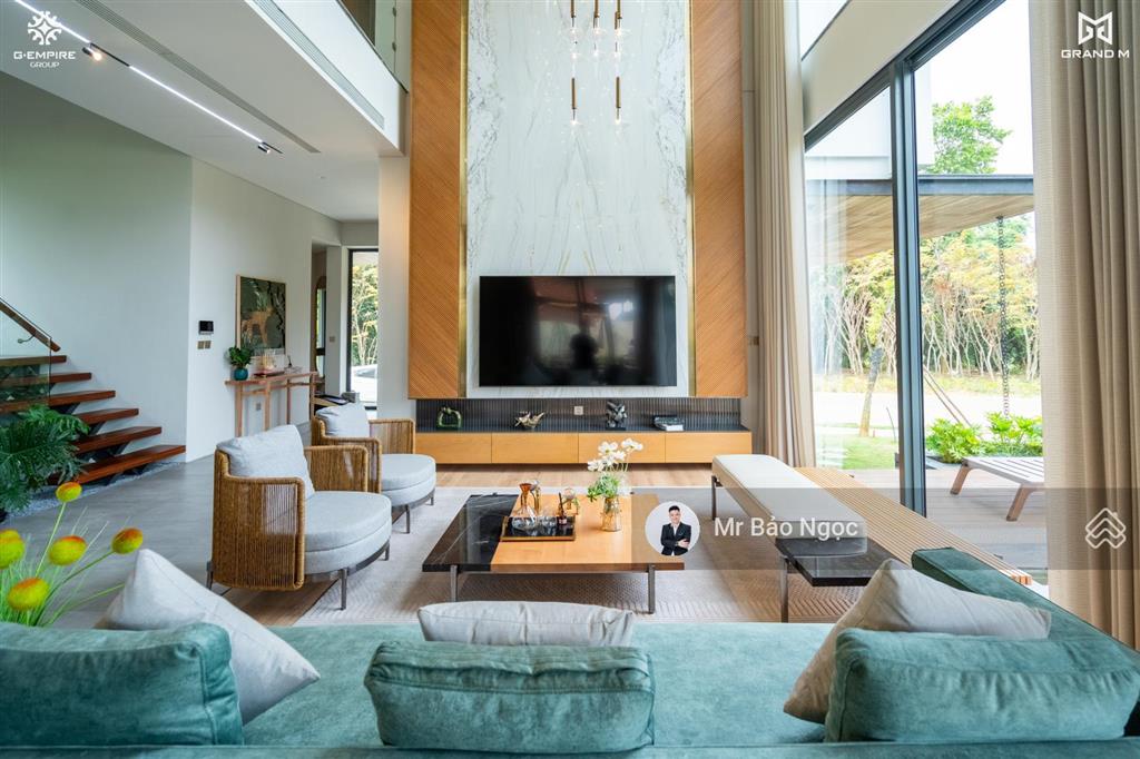 Bán căn biệt thự view suối khu b xanh villas  full nội thất  giá tốt