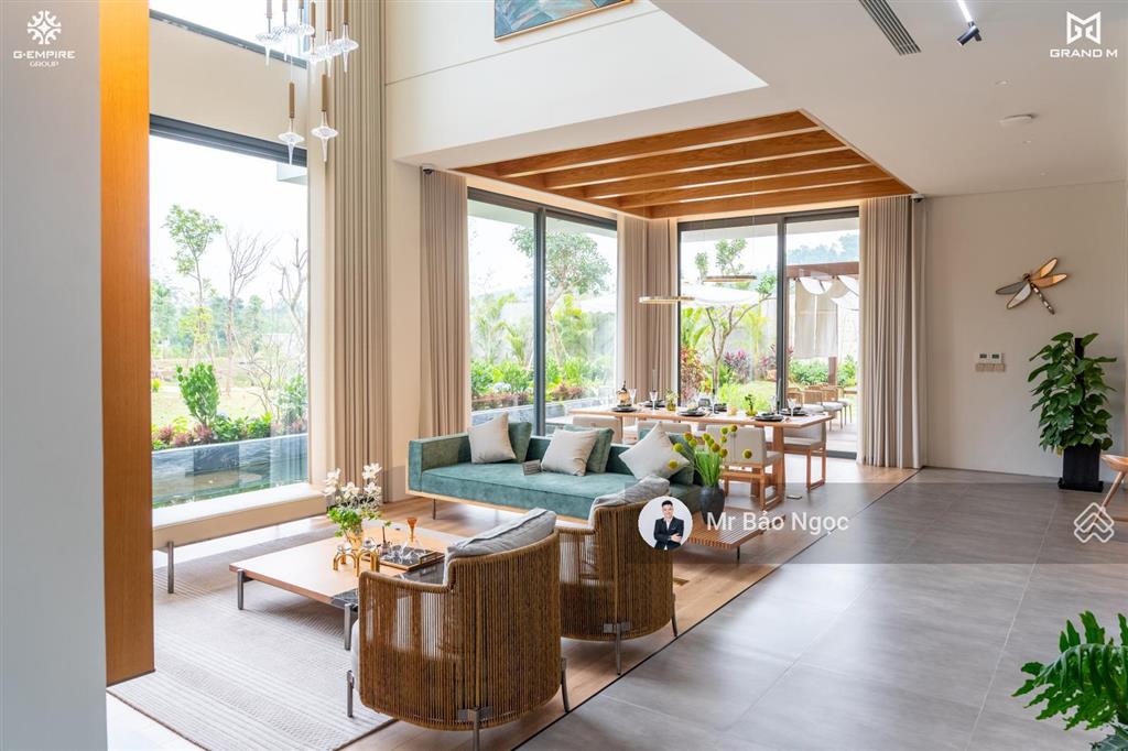 Bán căn biệt thự view suối khu b xanh villas  full nội thất  giá tốt