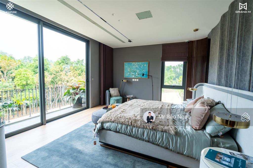 Bán căn biệt thự view suối khu b xanh villas  full nội thất  giá tốt